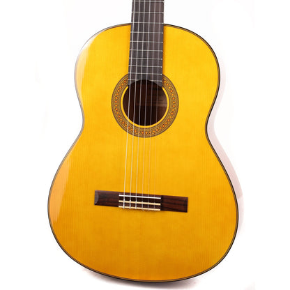 Yamaha CG142CH Classical Guitar Cedar Top Natural